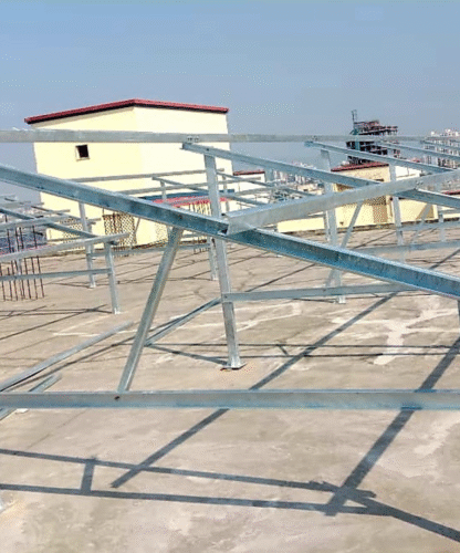 Lightweight low-height RCC solar mounting structure