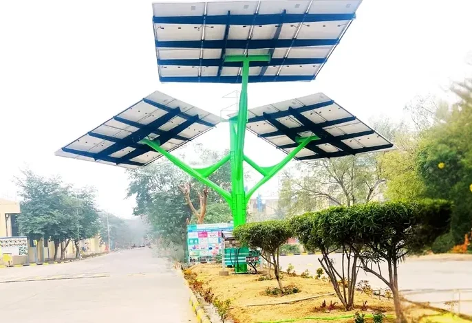 ARS SunBloom™ – Architectural solar tree with multi-panel design for public spaces
